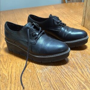 Clarks Black Leather Flats